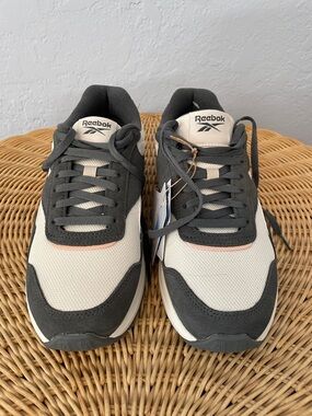 NWT Reebok Women’s Low-Top Sneakers in Gray and Cream with Subtle Pink Accent